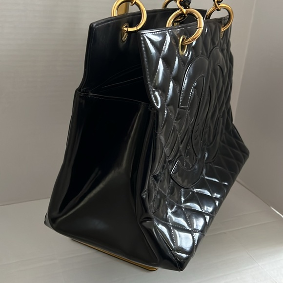 Chanel timeless quilted tote - Picture 5 of 13